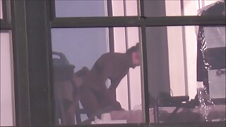 Ardent gà con màu phim xes mykhong che xanh thiên thần fingerfucks cô ấy twat trên các bước